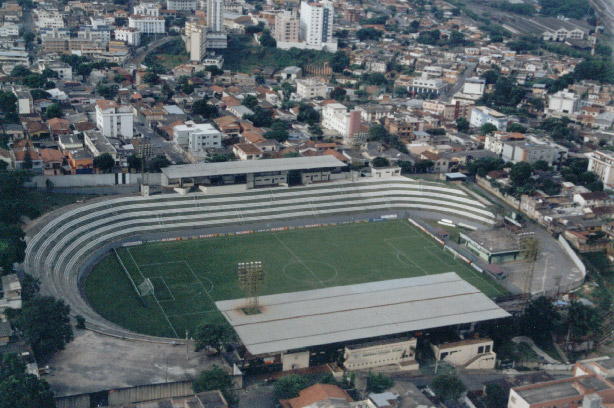 Imagem de fora do estádio - Picture of Arena Independencia - Campo