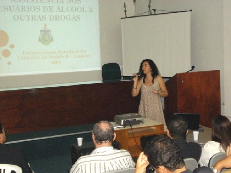 Professora Mara Ribeiro da Uncisal.
