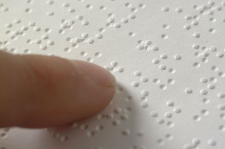 braille_finger
