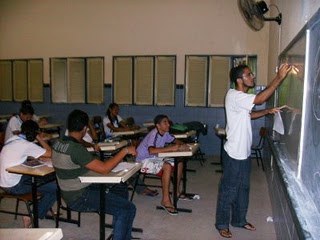 Aula em uma das escolas do CEPA.( http://escolaestadualprincesaisabel-cepa.blogspot.com)