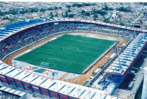 Estádio Rei Pelé. (foto : www.museudosesportes.com.br)