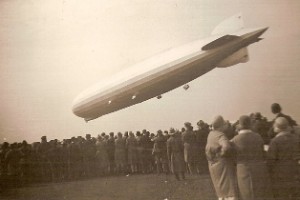 ZeppelinLZ127a (Fonte : Wikipédia)