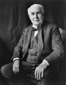 Thomas Edison : "O génio consiste em um por cento de inspiração e noventa e nove por cento de transpiração." (Foto :  Wikipédia)